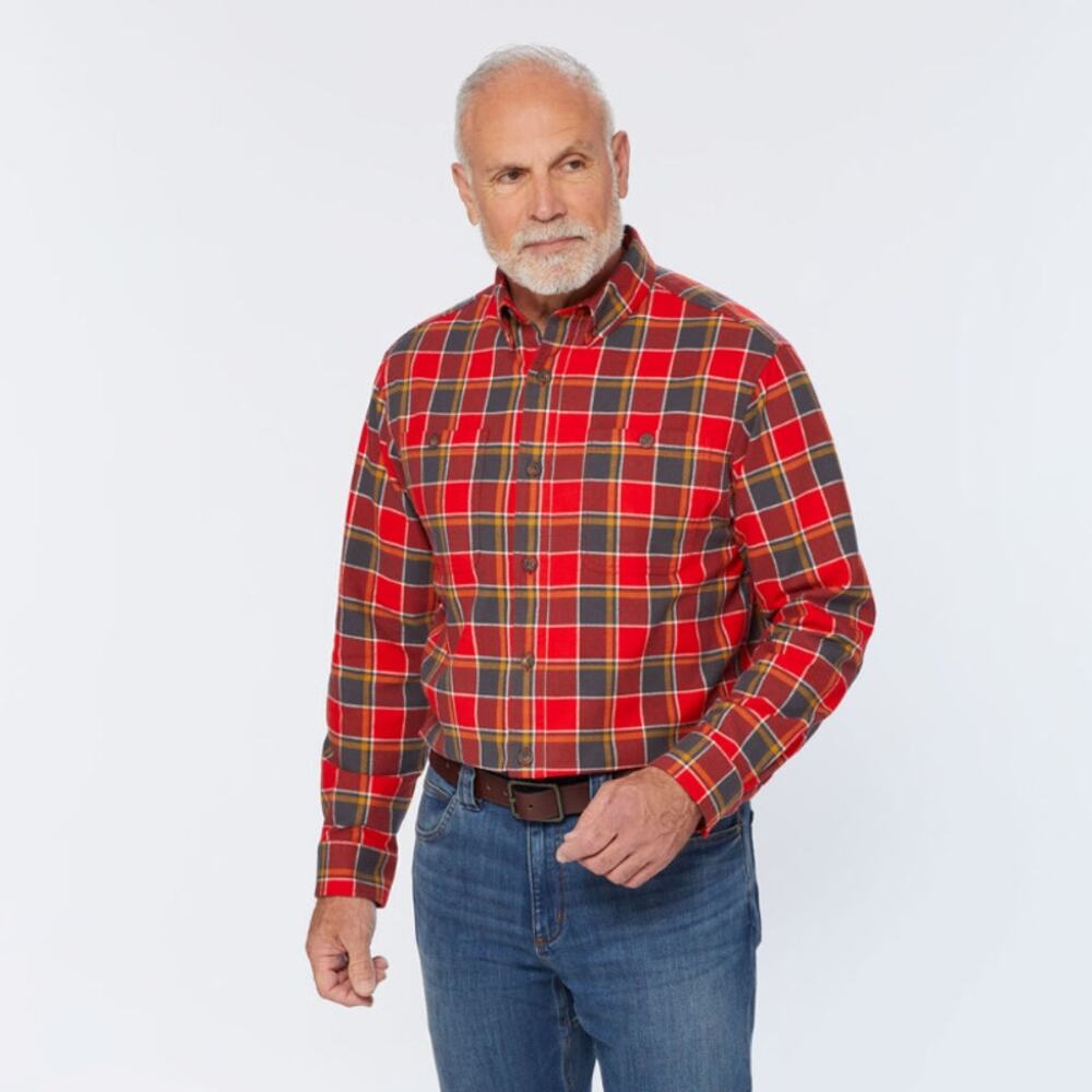 Duluth Trading Co. Men's Free Swingin' Flannel Relaxed Fit Shirt Red Plaid Large